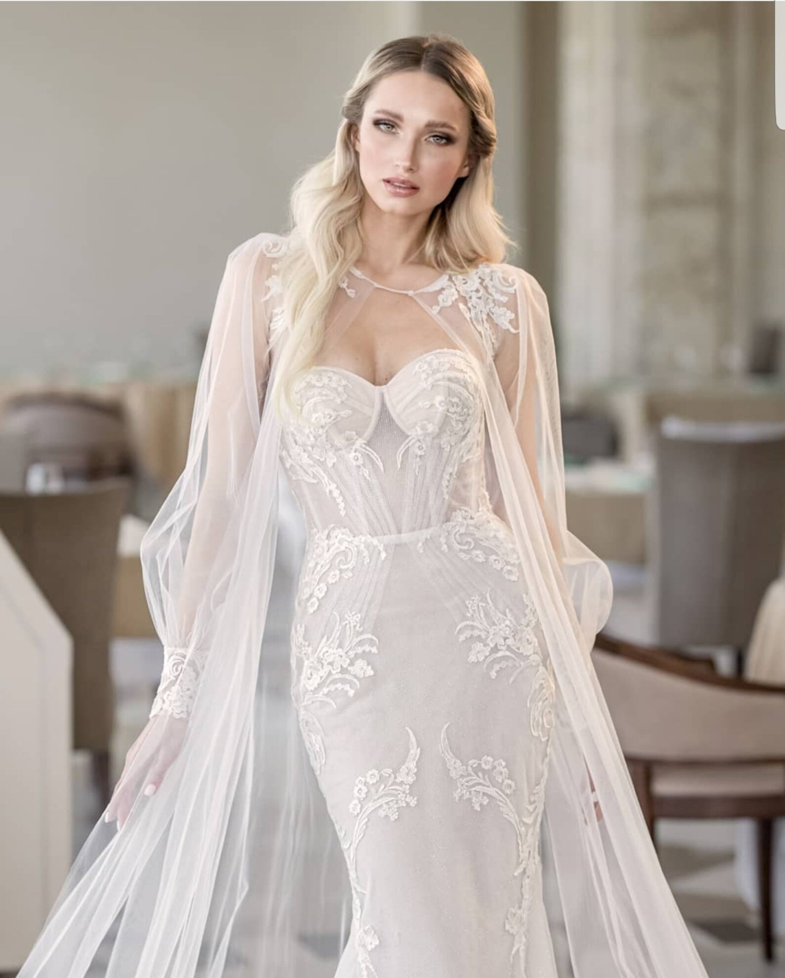 Long sleeve wedding cape elegant lace tulle cape veil | Etsy
