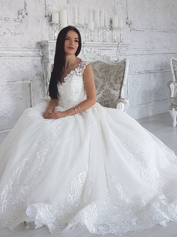 Fluffy Wedding Dresses