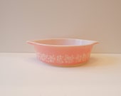 Vintage Pyrex Pink Gooseberry 1 Pint Dish