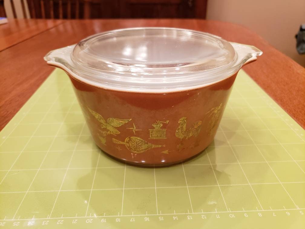 Pyrex Early American 1 Quart Casserole Dish With Lid Etsy