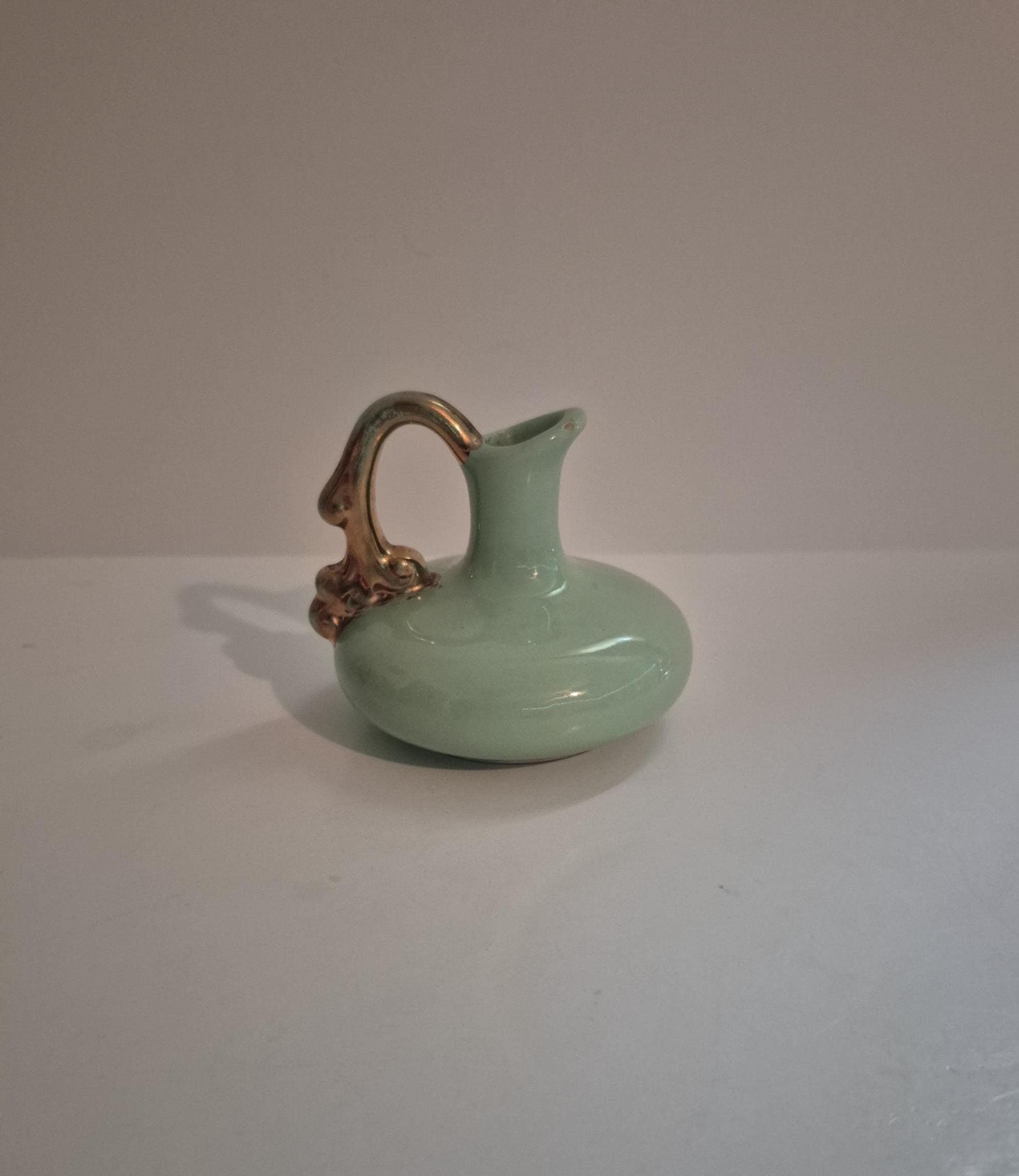 Vintage 22k Gold Vase - Etsy