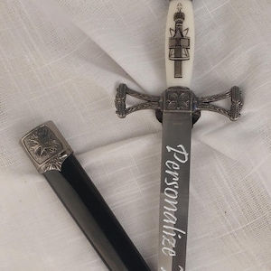 Personalized Graving On A Sword Or Dagger #Terresss