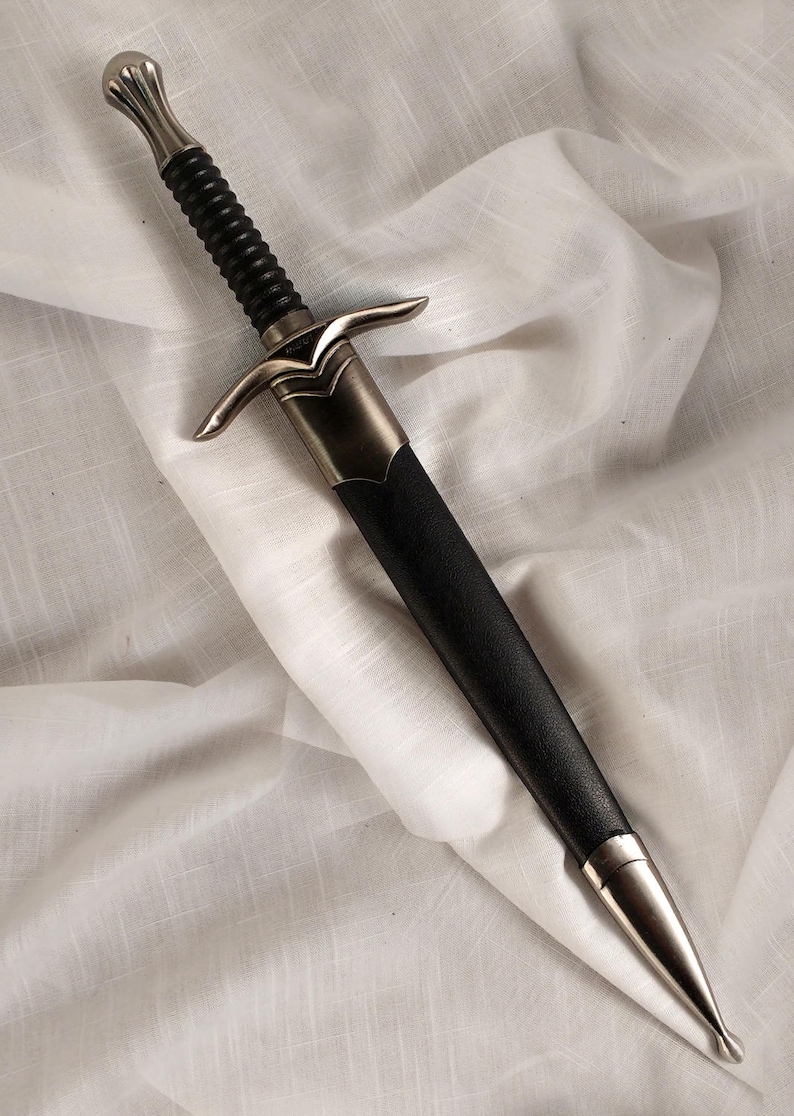 Elven Dagger with Free Custom Engraving image 3