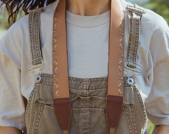 Flower Field Brown Camera Strap Design with Brown Vegan Leather | Photography Accessories | Wildflowers | Floral | Dainty Flowers | Nature