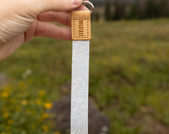 Meadow Mist Wristlet Keychain | Misty Gray-Blue Fern & Flower Wrist Strap | Vegan Leather Gift for Her, Nature Lover