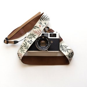 Moody flower floral designed camera strap print