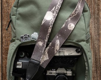 Camera Strap "Beyond" - Black and White, Printed with Stars, Space, Mountains, Cosmos, Planets, Solar System - Gift for Astrophotographer