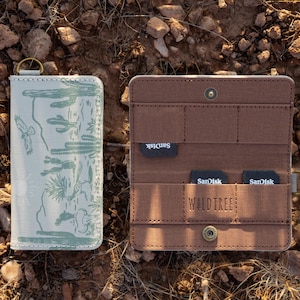 Porta-cartão SD - Design de paisagem ocidental - Vida selvagem e plantas do deserto, compartimento para cartão de memória com 6 compartimentos, estojo para videogame SD - Presentes para ele/ela