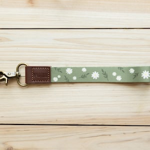 Llavero de pulsera - Diseño de margarita - Floral, Diseño botánico simple, Flor, Cuero marrón vegano, Llavero, Cordón, Regalos para él/ella