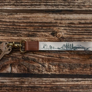 Llavero de pulsera con diseño de parque nacional, extremos de cuero vegano, llavero, llavero, llavero, cordón, clip para llaves, regalos para él/ella