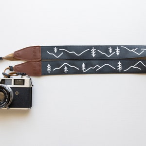 Camera Strap Simple Mountain Design, Outdoor Adventure, Blue color, Photography Accessories, Trees & Mountains, Vegan leather, Crossbody