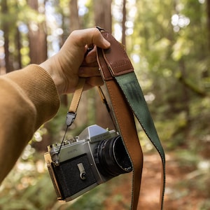 Sequoia National Park Inspired Camera Strap, Outdoor Adventure, Simple Color Green, Photography Accessories, Travel Souvenir, Vegan Leather