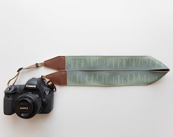 Camera Strap Pinetree landscape, Evergreen Colored Tree line Print, Vegan leather, Crossbody, Gift for Photographer, Photographer Accessory