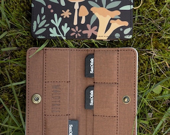 SD Card Holder - Forest Foliage, Mushroom, Plants, Botanical, Berries Design, Memory Card Caddy with 6 Slots, Gift for Photographer, him/her