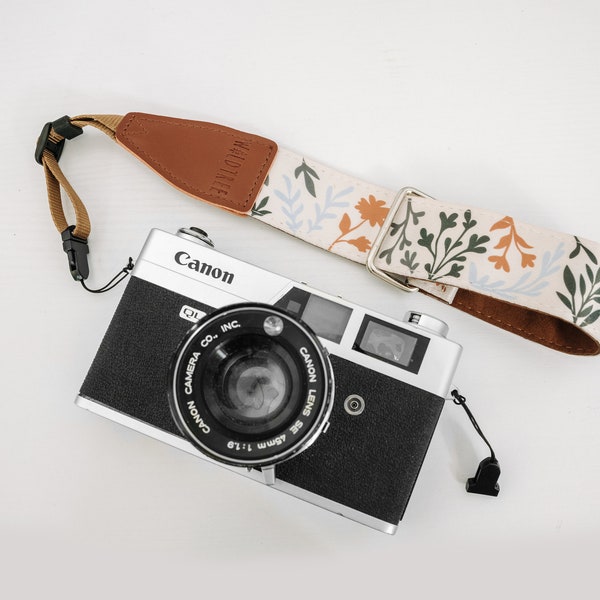 Camera Wrist Strap Wildflower Design | Photography Accessories | Floral | Camera Accessories | Botanical design | Vegan Leather