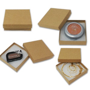 Paquete de 50 cajas para joyas rellenas de algodón Kraft de 3,5" x 3,5" x 1", caja para anillos de presentación de regalo de papel fabricada en EE. UU., embalaje ecológico reciclado