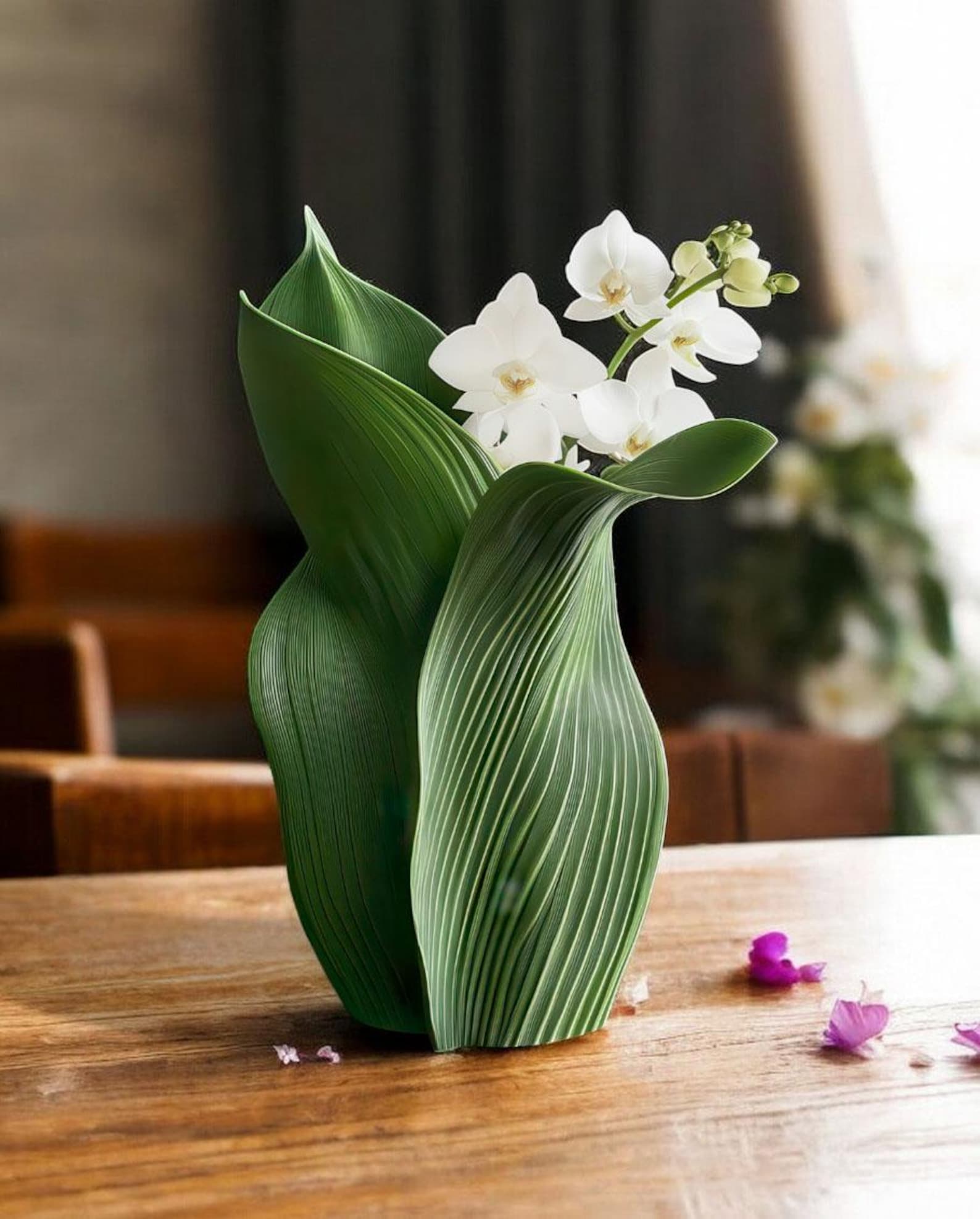 Folded Green Leaves Vase Banana Leaves Flower Holder, 3D Printed, Eco-Friendly, Jungle Themed, Customizable Size