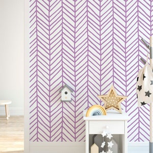 Geometric Chevron Wallpaper with Purple Herringbone Pattern CC132