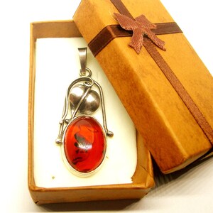 Genuine AMBER SILVER PENDANT Art designed sterling vintage