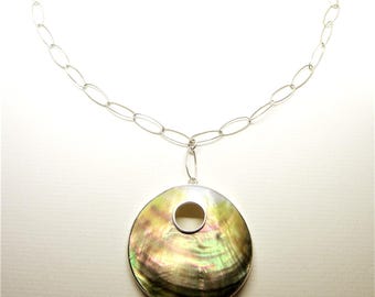 Grande colar PENDENTE MODERNISTA DE PRATA com madrepérola estilo Boho Hippy de vanguarda