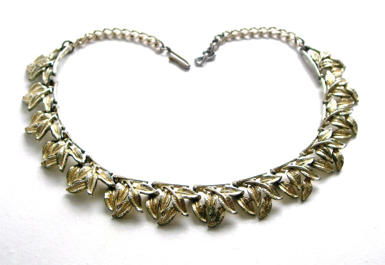 necklace,silver tune,vintage,linked Art Deco