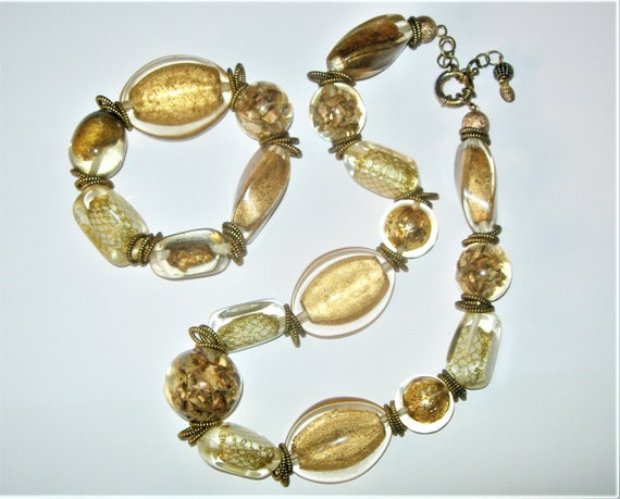 Avant Garde gold and acrylic jewellery set large … - image 9