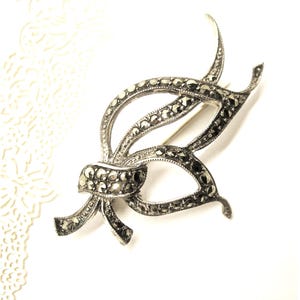 Sterling SILVER MARCASITE BROOCH vintage