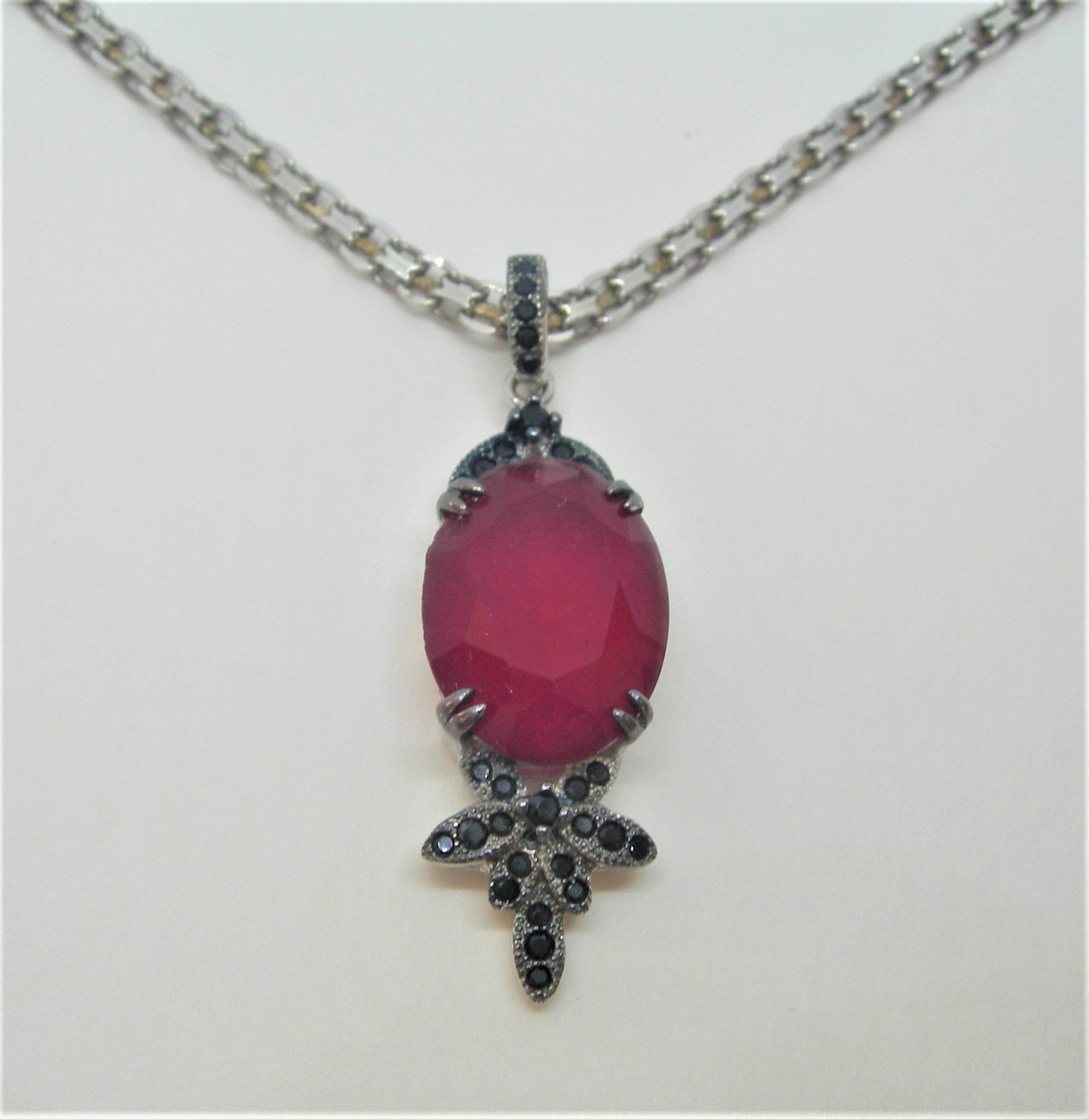 Ruby red garnet sterling silver pendant necklace Vintage | Etsy