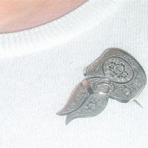 Victorian sterling SILVER Brooch GV&CO vintage antique