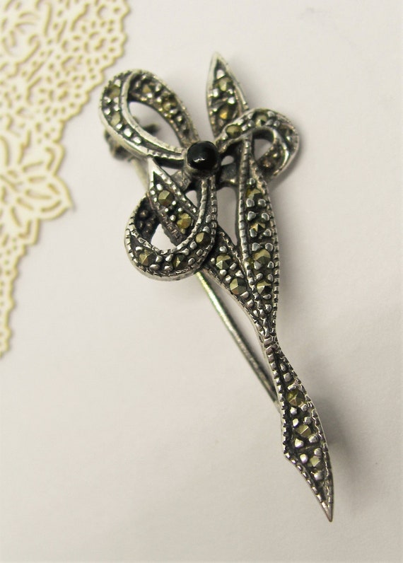 Sterling SILVER and MARCASITE BROOCH A Petite Flo… - image 6