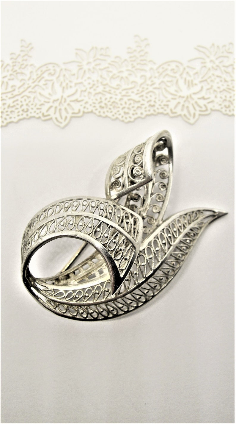 Belle Broche Vintage Plume En Argent Filigrane - Ancienne, Style écrivaine