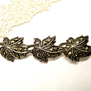 Vintage Sterling SILVER MARCASITE BROOCH Three leaves