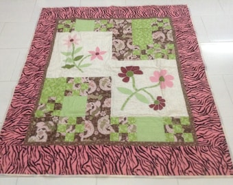 Blumen Appliqué Quilt