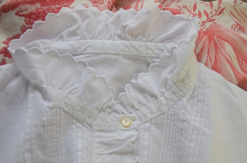 Antique French pure crisp cotton hand made and embroidered ladies blouse hand embroidered scalloped edges fine pin tucked front