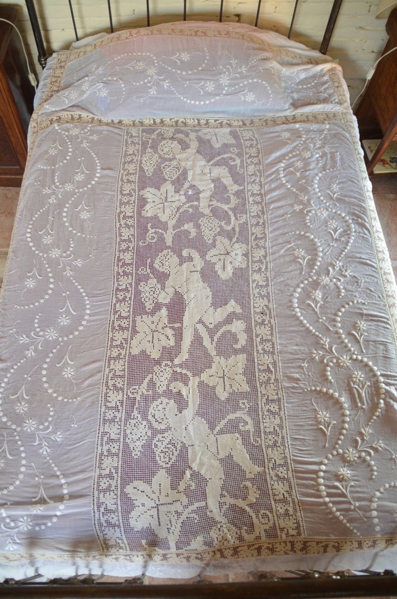 Antique French Victorian Napoleon III pure cotton hand made embroidered blouse white work lace frill entirely hand made and embroidered