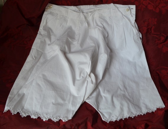 A pair of vintage French pure cotton shorts or bl… - image 3