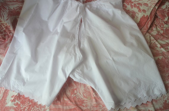 Fine soft cotton pair of antique French bloomers … - image 6