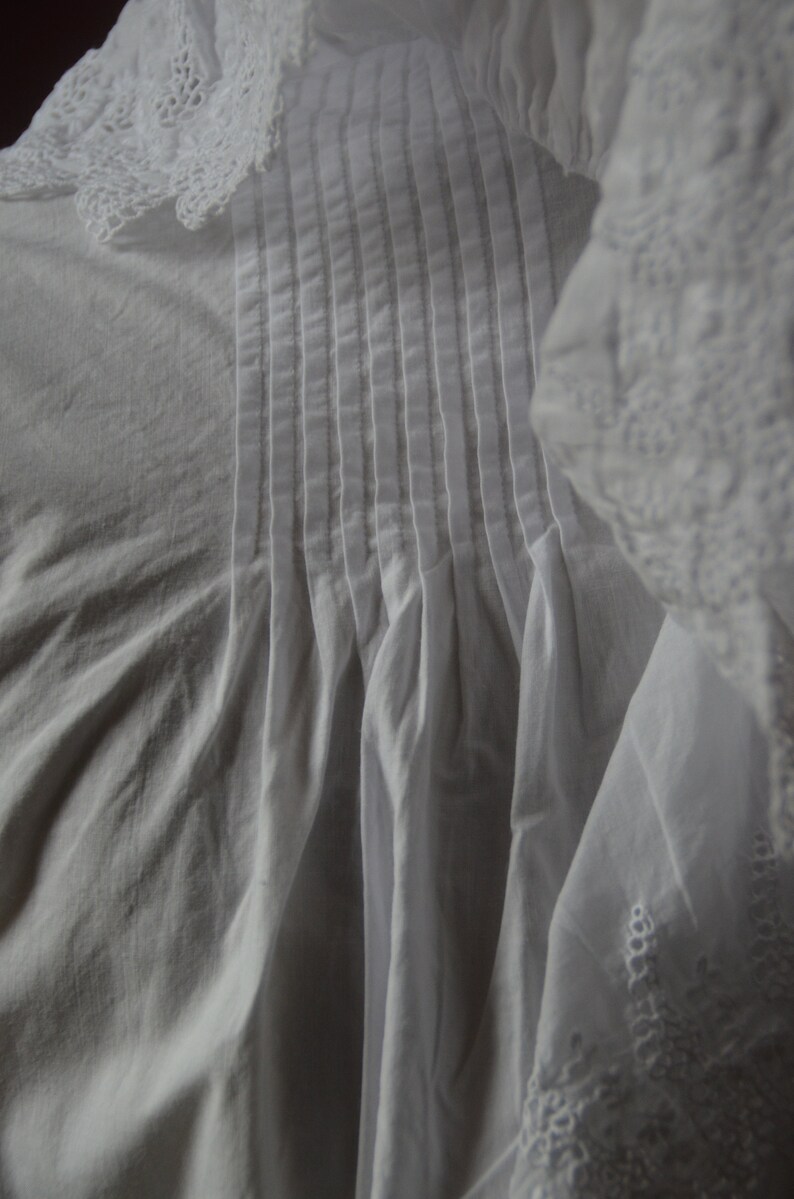 Antique French Victorian Napoleon III pure cotton hand made embroidered blouse white work lace frill entirely hand made and embroidered