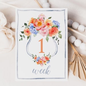 Maison// Cartes d'étape importante pour bébé avec écusson floral coloré, cartes d'étape mensuelles monogramme aquarelle, cadeaux de baby shower, téléchargement immédiat
