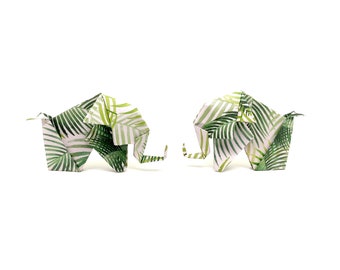 2 elephants with tropical leaves pattern / Ecological print
