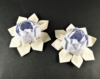 10 Small white lotus flowers with cream leaves