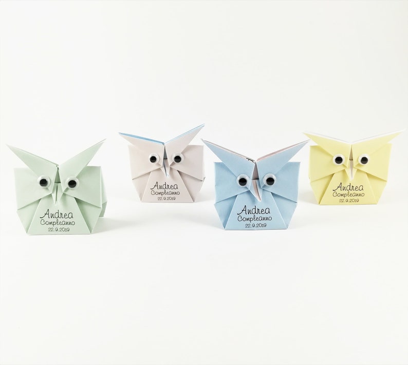 quantit\u00e0 nelle opzioni Gufi origami in 4 colori personalizzati