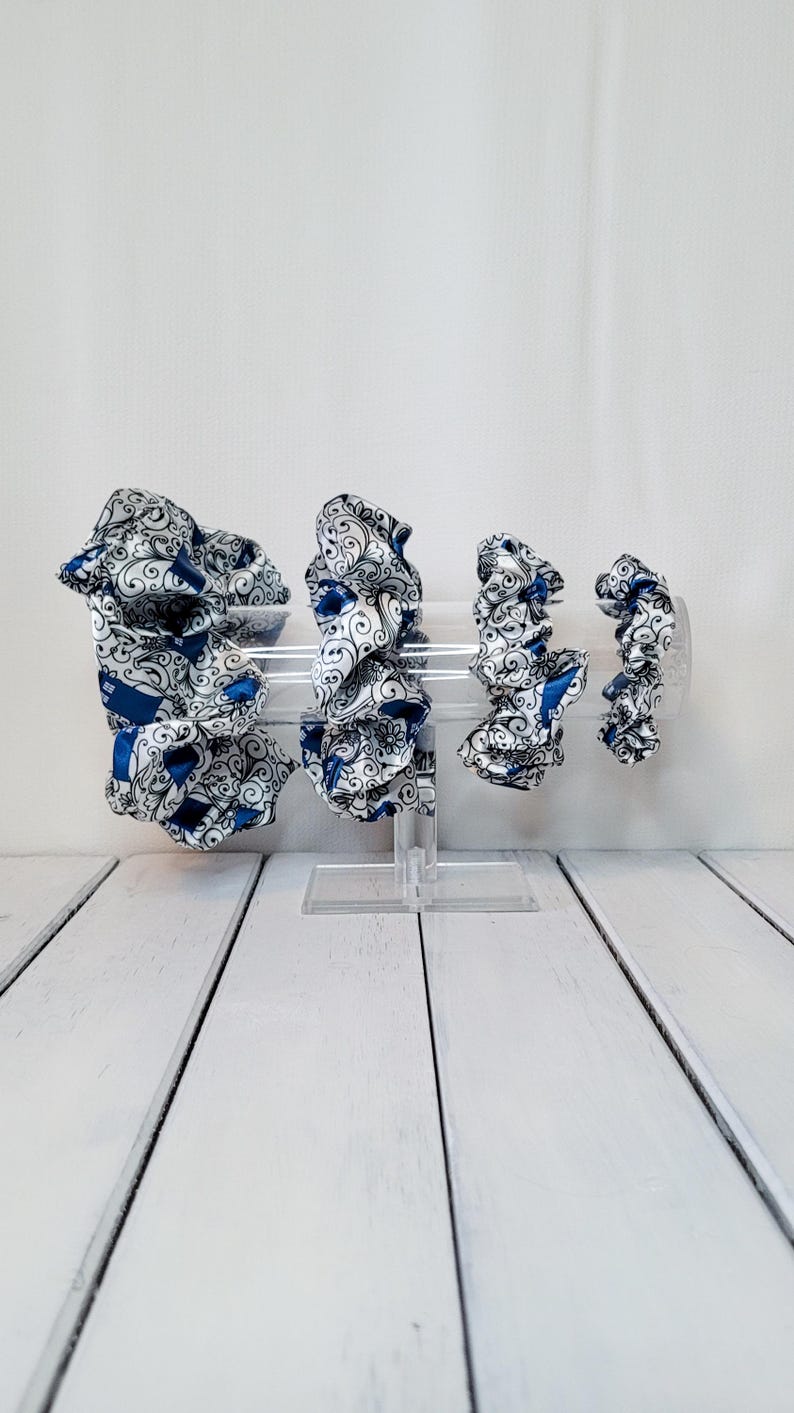 Time Loop Scrunchie immagine 2