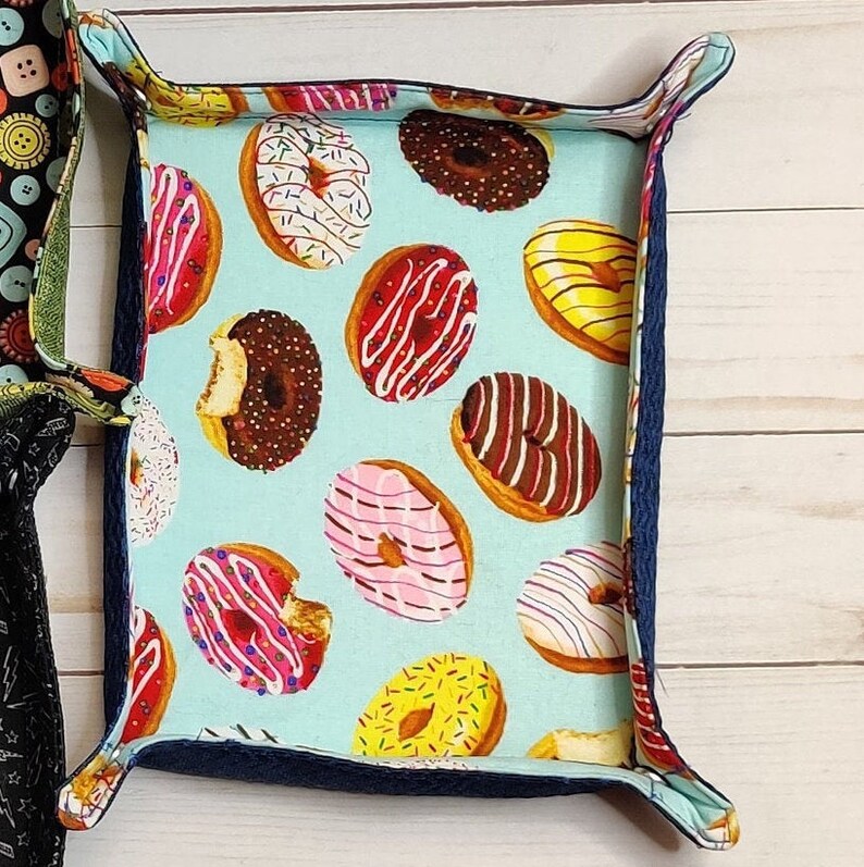 Donut bag and dice tray