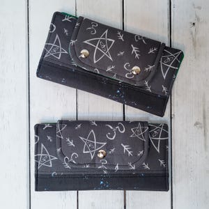 Grünes Cthulhu Slim Portemonnaie