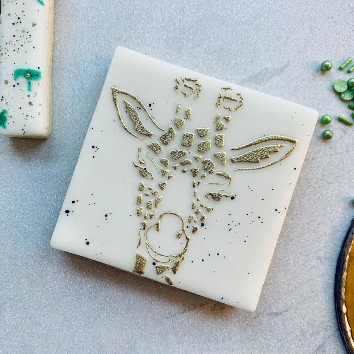 Giraffe Face Cookie Embosser 034