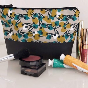 makeup bag / toiletry bag cotton fabric and black imitation leather