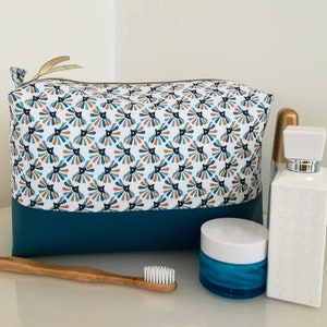 Très grande trousse de toilette , plume de paon bleu canard image 1