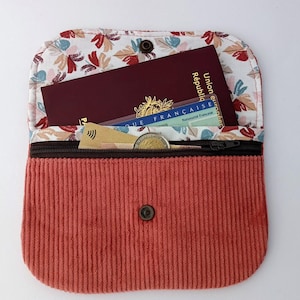 Porte monnaie à rabat, portefeuille, tissu coton feuille, velours côtelé paprika, cadeau pour elle.