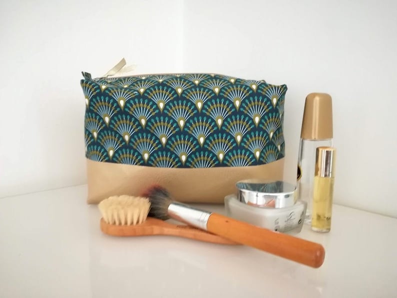 Très grande trousse de toilette pour homme et femme image 1